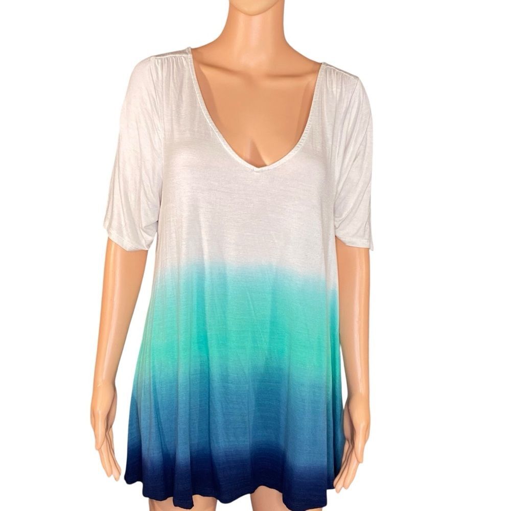 Lane Bryant Tee Modern Swing Perfect Sleeve Coverage Ombre Print Vneck SZ 18-20